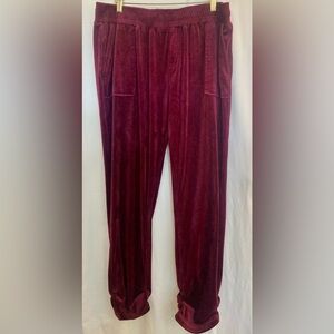 Hot In Hollywood Burgundy Velour Pants. Size L